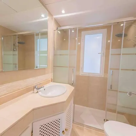 Terrazas De Banus / 2bed/ 2bath/wifi Apartment Marbella